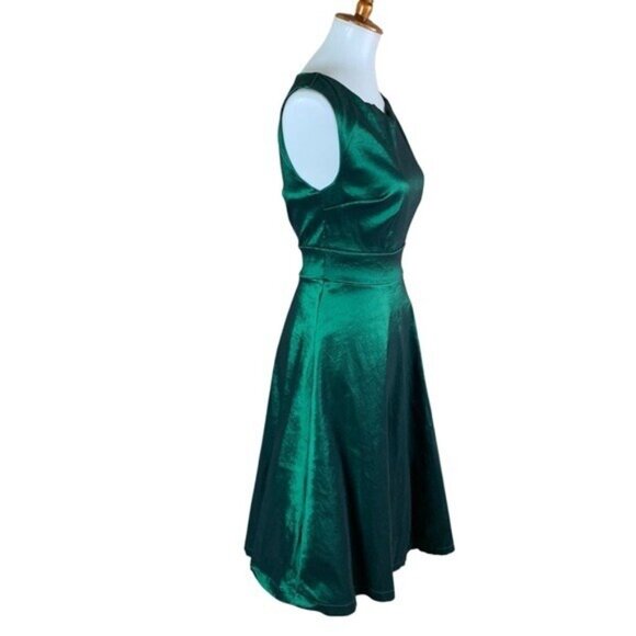 ModCloth‎ Emerald Green Fit And Flare Party Dress Sleeveless Back Zipper Size 2 - Picture 5 of 9